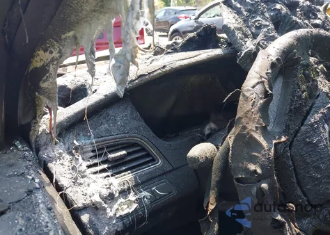 2017 Hyundai Sonata Sport z USA, uszkodzony, nr VIN 5NPE34AFXHH462720